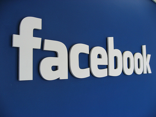 Facebook destaca dicas de segurança em sua página inicial