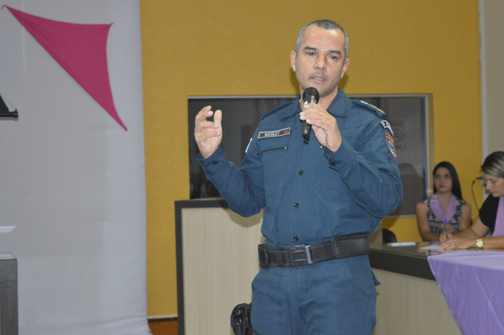 1º Simpósio do MMA abordou a efetividade da Lei Maria da Penha em Amambai Comandante da Polícia Militard e Amambai, tenente-coronel, Wesley Araújo / Foto: Moreira Produções