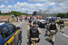 MPF faz acordo com sindicato para evitar o bloqueio de estradas federais