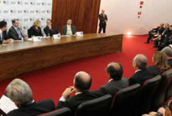 Presidentes dos TREs e do TSE discutem preparativos para as Eleições 2014