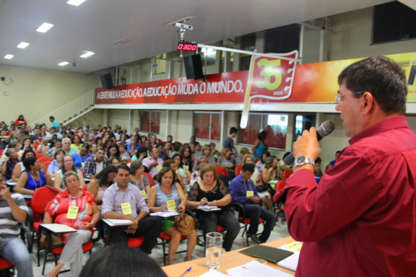A decisão foi em Assembleia Geral, instância maior de decisão do Movimento Sindical da Educação Foto: Divulgação/ Fetems
