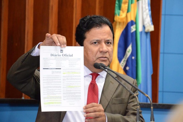Deputado critica decreto e diz que Governo de MS "flerta com o autoritarismo" Deputado Amarildo Cruz: