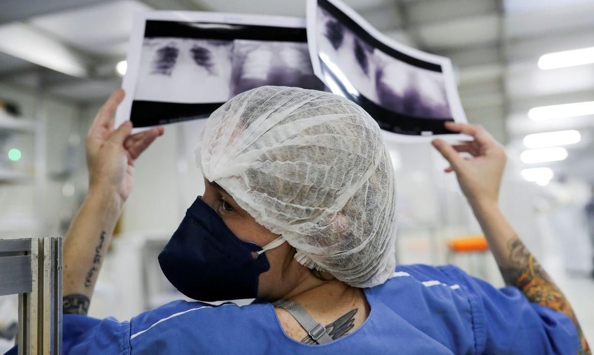 Covid-19: Brasil registra 76.692 casos e 2.494 mortes Foto: Agência Brasil