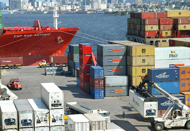Exportações brasileiras se recuperam e têm saldo de US$ 811 mil Exportações brasileiras se recuperam e têm saldo de US$ 811 mil