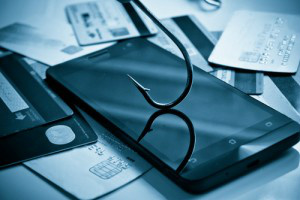 Uma entre seis tentativas de fraude online no Brasil em 2015 será via celular