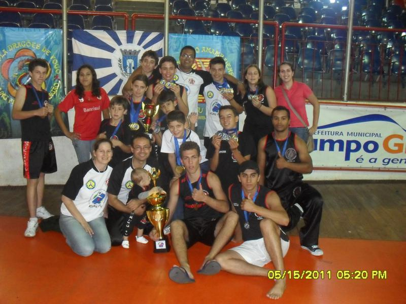 Amambai recebe campeonato estadual de Kung Fu neste final de semana Equipe da Escola Dragões de Fogo, de Amambai, detentora de cinco títulos estaduais.