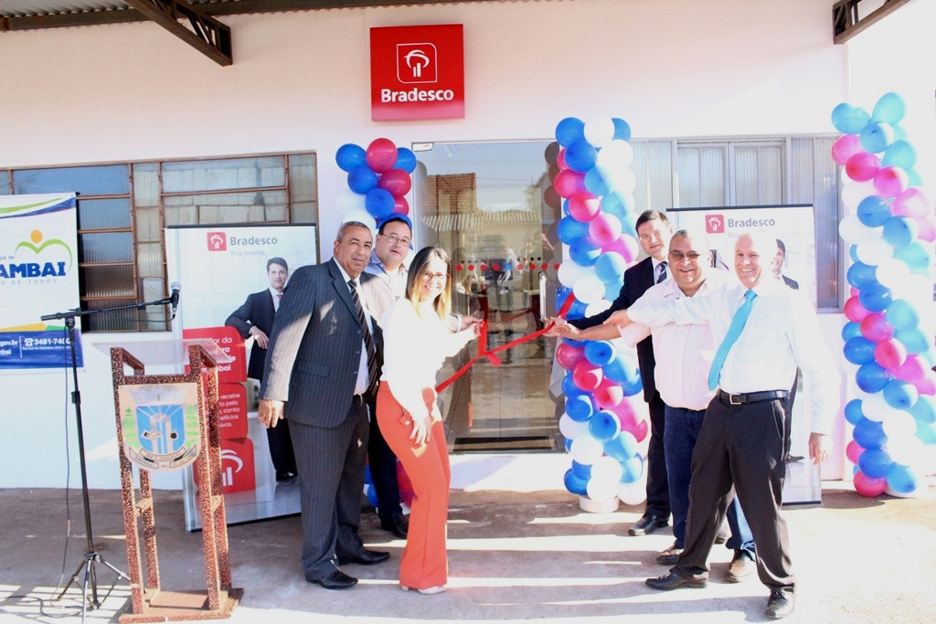 Salários de servidores municipais de Amambai estão disponíveis para saque Nova agência do Bradesco foi inaugurada nessa segunda-feira (28). A Agência atende exclusivamente funcionários ativos e inativos municipais / Foto: Decom