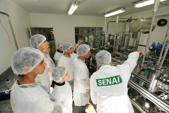 Senai inicia matrículas em 15 cursos técnicos distribuídos por 12 cidades Senai inicia matrículas em 15 cursos técnicos distribuídos por 12 cidades