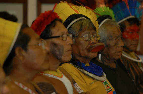 Saiba a proposta de cada candidato para a política indigenista Saiba a proposta de cada candidato para a política indigenista