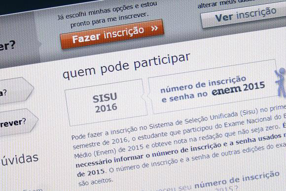Estudantes selecionados pelo Sisu podem fazer até 26 de janeiro a matrícula nas instituições públicas de ensino superior - Elza Fiuza/Agência Brasil