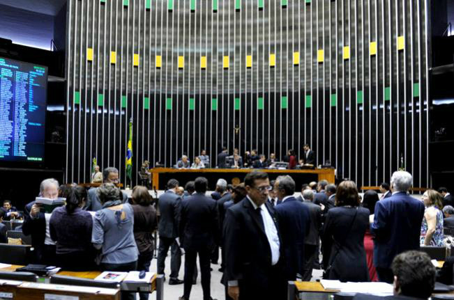 Câmara aprova registro de contas eleitorais reprovadas Câmara aprova registro de contas eleitorais reprovadas