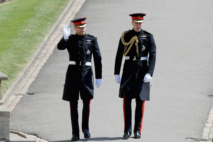 Principe Harry escolhe usar uniforme militar oficial em seu casamento (Shaun Botterill/Getty Images/Getty Images)