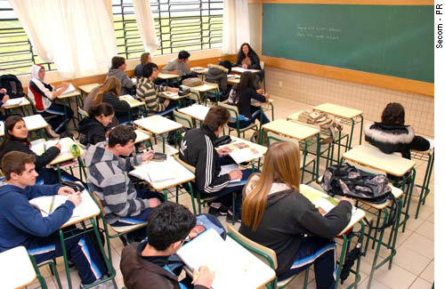 Primeiro projeto de 2012 sugere disciplinas de cidadania e ética nas Escolas Primeiro projeto de 2012 sugere disciplinas de cidadania e ética nas Escolas