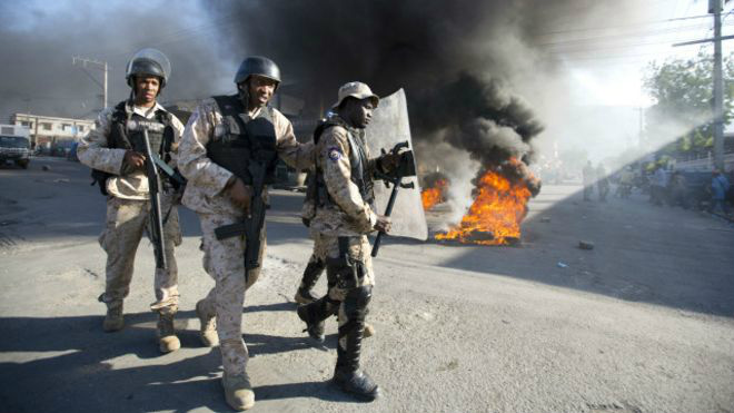 Onda de violência no Haiti ocorre dias antes de segundo turno de eleição presidencial. 