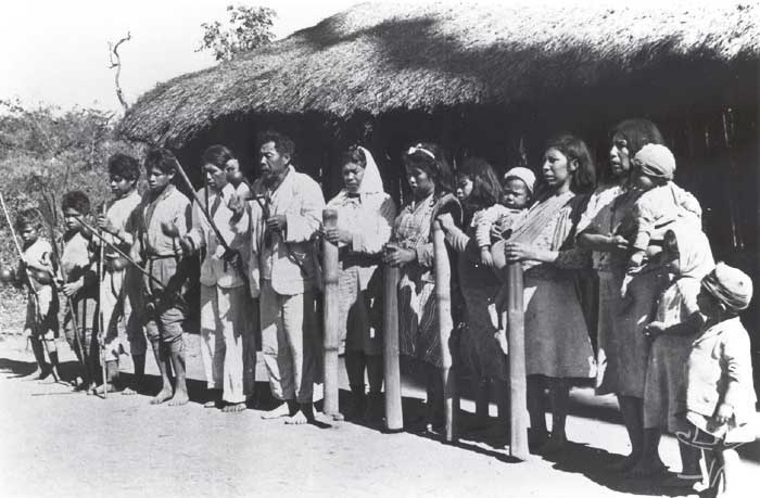 A insustentável ideologização da questão indígena A insustentável ideologização da questão indígena