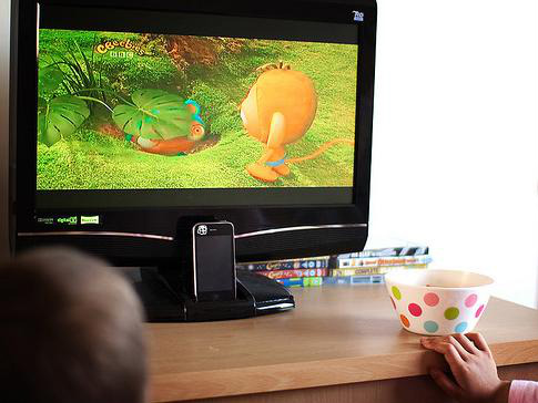 TV por assinatura está presente em 28,1% das casas do país