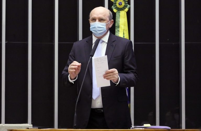 Câmara aprova novas regras para o licenciamento ambiental O texto aprovado foi o substitutivo do relator, deputado Neri Geller / Foto: Luis Macedo/Câmara dos Deputados