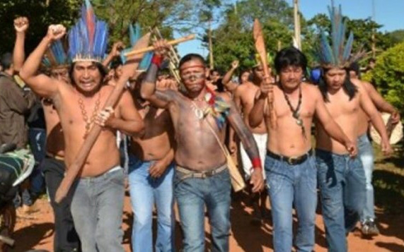 "Governo é responsável por tensão com índios" "Governo é responsável por tensão com índios"