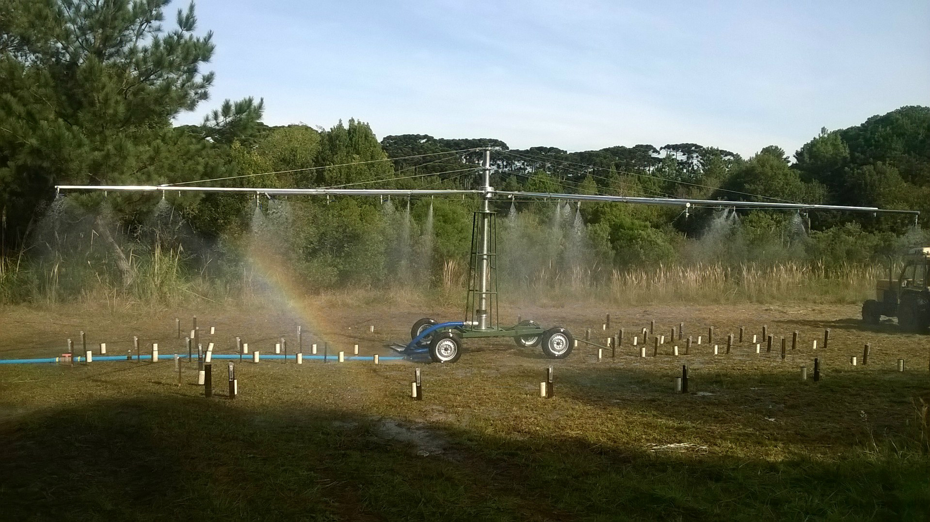 Simulador de chuvas foi utilizado para obtenção dos resultados do efeito da chuva sobre os defensivos agrícolasFoto: Divulgação