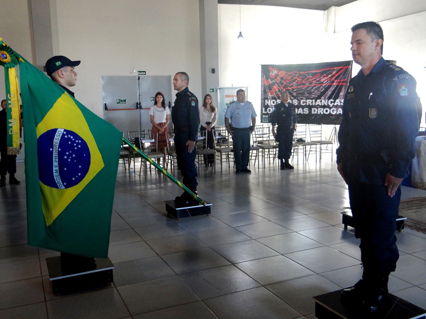 Júlio Marcos Echeverria é o novo comandante da PM de Amambai O major Júlio Marcos Echeverria substitui o tenente-coronel Wesley Araújo/ Foto: Moreira Produções