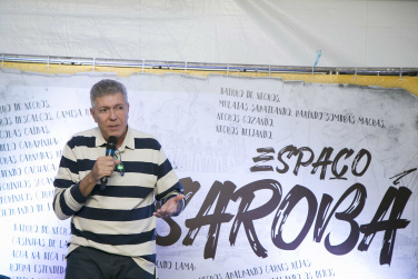 Escritor Henrique de Medeiros tem participação no Salão do Livro de Paris. Henrique de MedeirosFoto: Divulgação