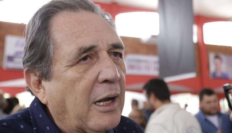 Waldemir Moka diz ser beneficiado com definição. (Foto: Henrique Kawaminami)