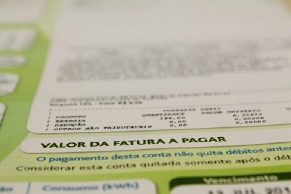 Aneel devolverá valor cobrado a mais na conta de luz dos consumidores A previsão é que o valor seja devolvido entre abril e maio, já com a correção pela SelicFoto: Ilustração