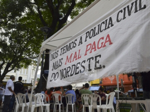 Policiais civis do Ceará querem mesma atenção obtida por PM às reivindicações