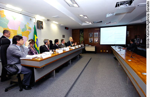 Código Florestal deve criar condições para a agricultura sustentável Código Florestal deve criar condições para a agricultura sustentável