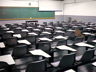 Por má qualidade, MEC corta vagas de cursos superiores da área de saúde