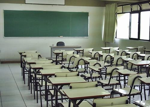 Escolas da rede estadual de ensino de Amambai abrem matrículas para o ano letivo Os pais devem ficar atentos ao calendário de matrículas para que não prejudiquem seus filhos.