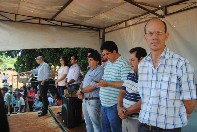 O prefeito municipal, Sérgio Barbosa, destacou os projetos conquistados para a Aldeia Amambai durante este ano. 