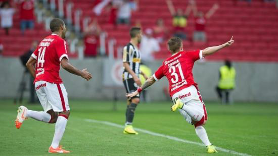 Resumo Esportivo: Cruzeiro perde e São Paulo cola na liderança