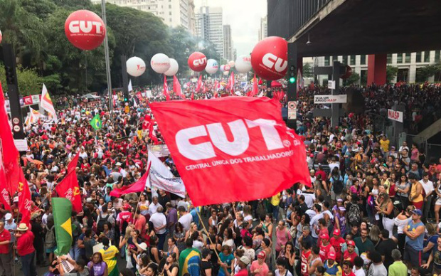 Manifestação contra a reforma da Previdência do governo interdita os dois sentidos da Avenida Paulista / Foto: Divulgação