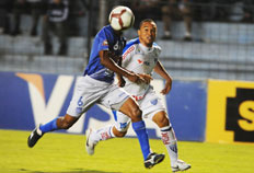 Copa Sul-Americana: Avaí sofre gol nos acréscimos e perde para o Emelec