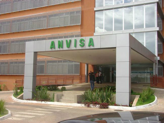 Anvisa pede que consumidor denuncie valores abusivos de vacina da dengue Divulgação