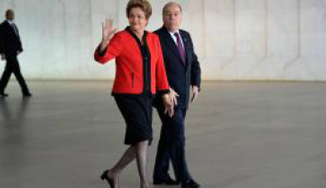Dilma destaca importância da relação entre Mercosul e outros blocos econômicos Dilma disse que o Brasil definiu com a Europa a ampliação do comércio bilateral - Wilson Dias/Agência Brasil