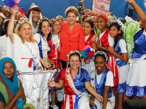 Moradores de rua pedem mais segurança em encontro com Dilma Moradores de rua pedem mais segurança em encontro com Dilma