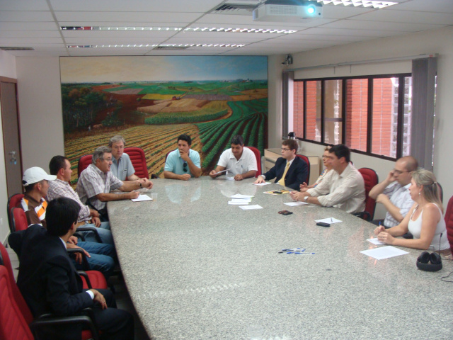 Credores se reuniram na Famasul.