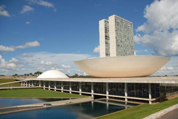 Semana no Congresso tem reforma política, Refis e votação da meta fiscal Vista do Congresso Nacional
