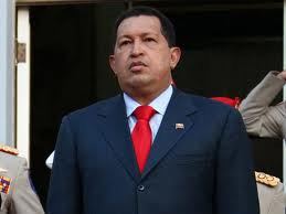 Chávez mantém gabinete e promete acelerar revolução
