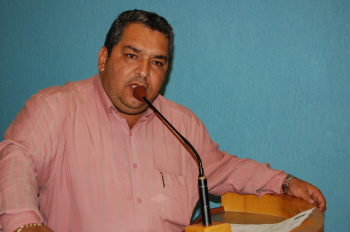 Brito destaca ações da prefeitura no Dia da Criança Vereador Valter Brito (PR, lider do prefeito no legislativo municipal.