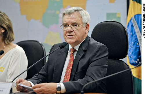 Ministro Sidnei Beneti, presidente da comissão de juristas