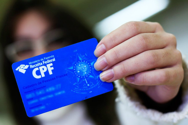 Receita reduz idade mínima exigida para inscrição no CPF Receita reduz idade mínima exigida para inscrição no CPF
