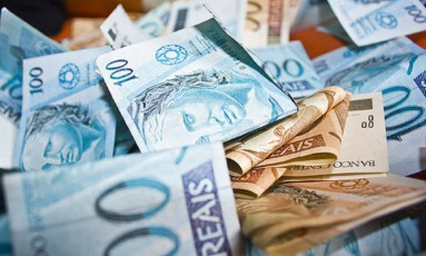 Dívida pública cresce 24,8% e fecha o ano em R$ 2,793 trilhões Dívida pública cresce 24,8% e fecha o ano em R$ 2,793 trilhões