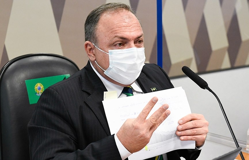 Senadores questionam Pazuello sobre falta de oxigênio em Manaus Pazuello negou ter sido informado sobre a iminência da falta de oxigênio para as vítimas de covid-19 em estado grave no Amazonas / Foto: Jefferson Rudy/Agência Senado