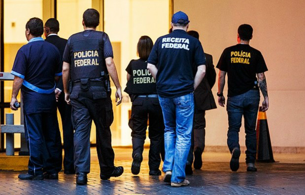 Denunciados da Lava Jato ficam calados em depoimento à Justiça Federal Denunciados da Lava Jato ficam calados em depoimento à Justiça Federal