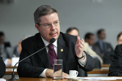 Comissão do Impeachment conclui discussão de parecer; votação será nesta quinta O relator senador Antonio Anastasia (PSDB/MG) Foto: Divulgação