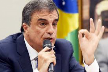 Comissão do Impeachment conclui discussão de parecer; votação será nesta quinta O advogado de defesa da presidente afastada, José Eduardo Cardozo / Foto: Divulgação