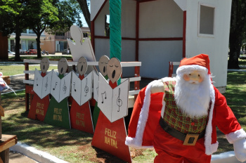Natal começa oficialmente em Amambai neste sábado Prefeitura está acertando os detalhes finais para a abertura do Natal de Luzes neste sábado